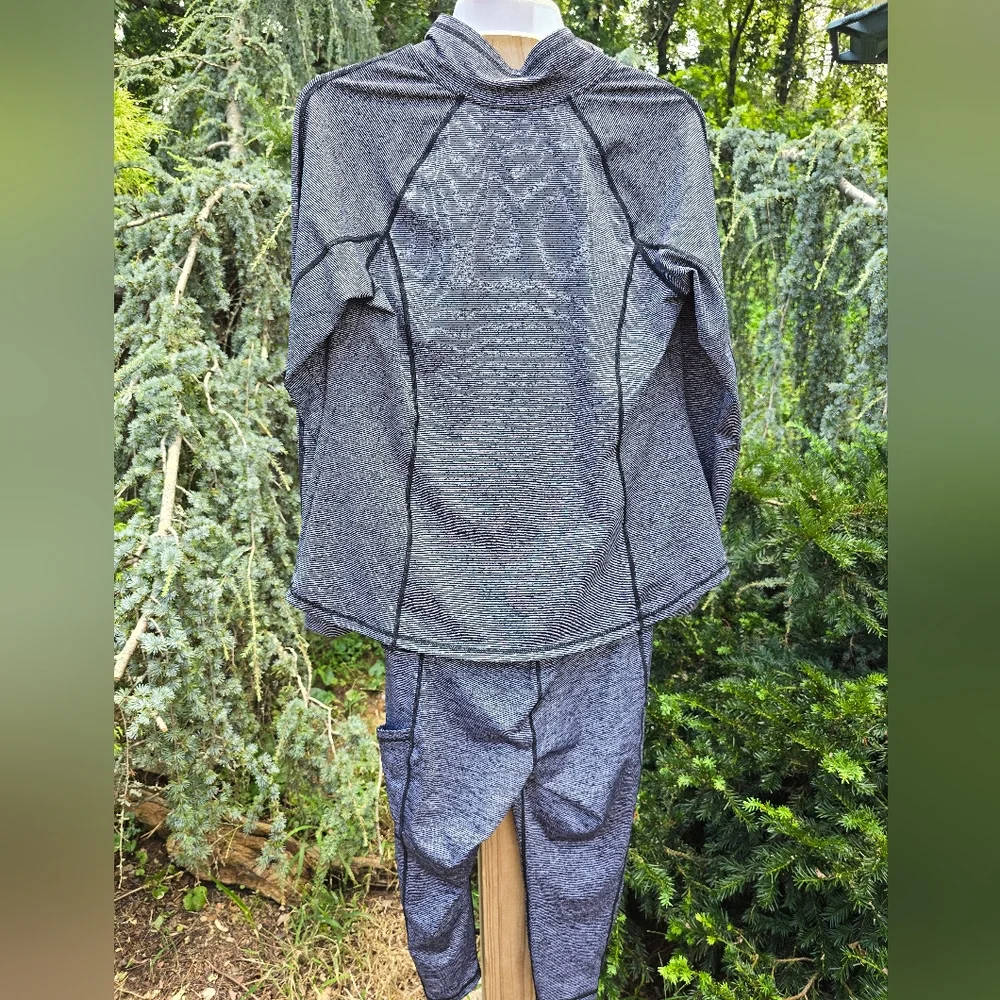 Torrid 2 PC Gray Athletic Zip-Up Jacket Sz (1)and Pants Sz (0) Set $30 See size! - Picture 6 of 8